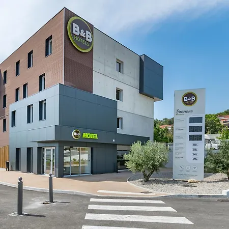 Hotel La Valentine St Menet 2*