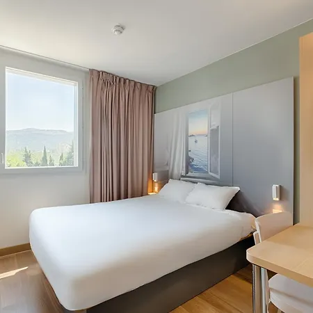 Hotel La Valentine St Menet Marseille