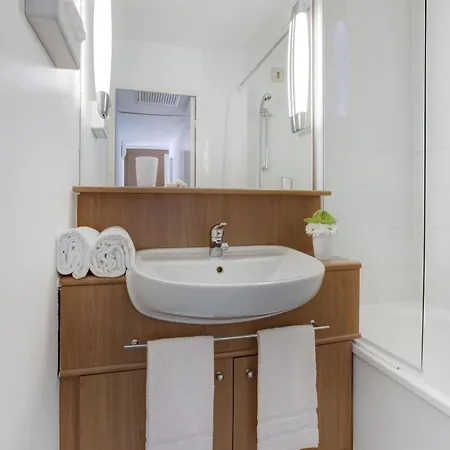 Apart-hotel Citadines Prado Chanot 3*