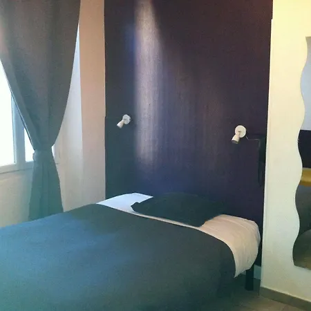 Lutia Hotel