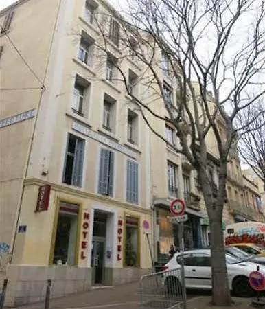 De La Prefecture Hotel