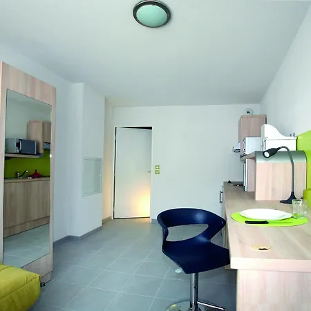 Le Major Aparthotel