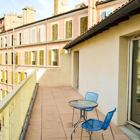 Apartahotel Residhotel Vieux Port Marsella