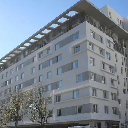 Montempô Apparthôtel Centre Euromed Appart hôtel