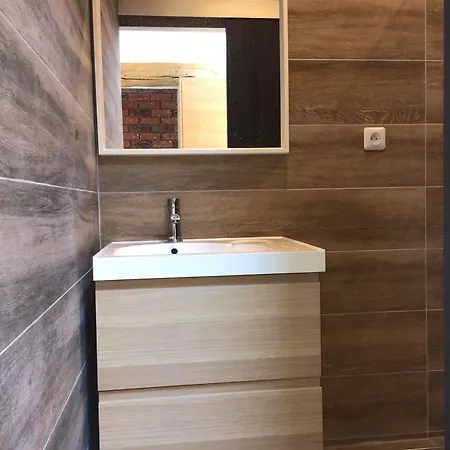 5/5 Apartment *