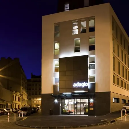 Adagio Vieux Port Aparthotel