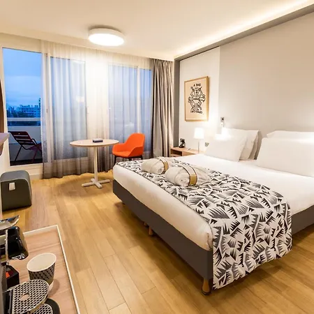 Mercure Centre Prado Velodrome 4*