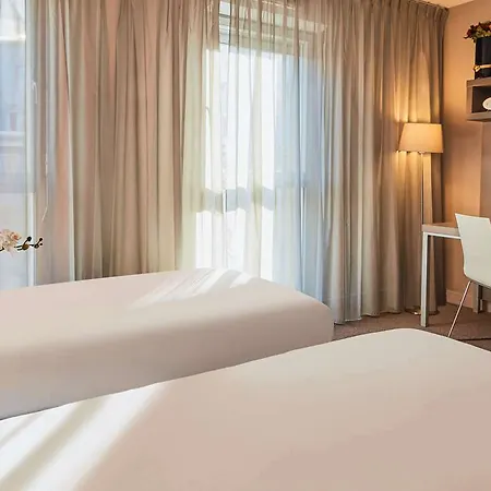 Adagio Vieux Port 4*