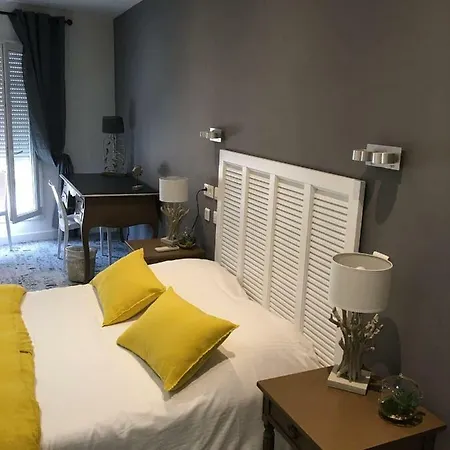 Hotel Le Mistral Marsella
