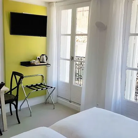 Saint Louis - Vieux Port Hotel 3*