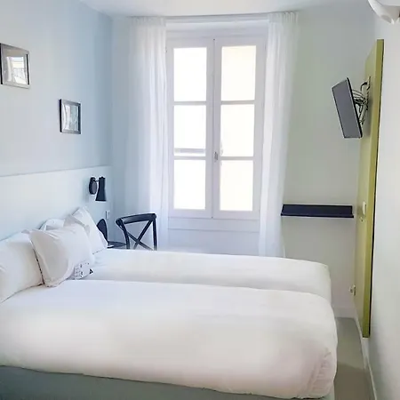 Saint Louis - Vieux Port Hotel 3*