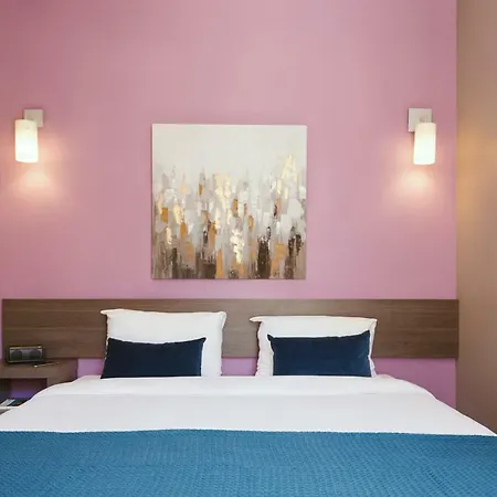 Adagio Vieux Port Aparthotel 4*
