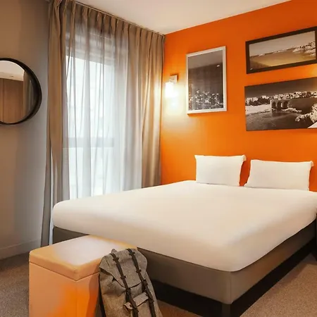Adagio Vieux Port Aparthotel