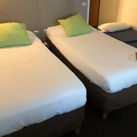 Campanile Saint Antoine Hotel 3*