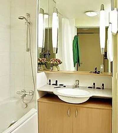 Citadines Prado Chanot 3*