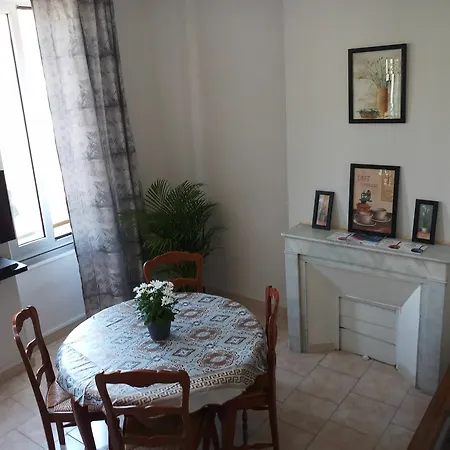 Place Des Marseillaises Apartment