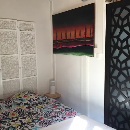 Adoramaar- Le Loft Apartment *