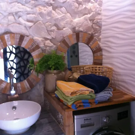 Adoramaar- Le Loft Apartment