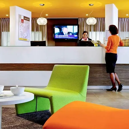 Adagio Vieux Port Aparthotel Marseille
