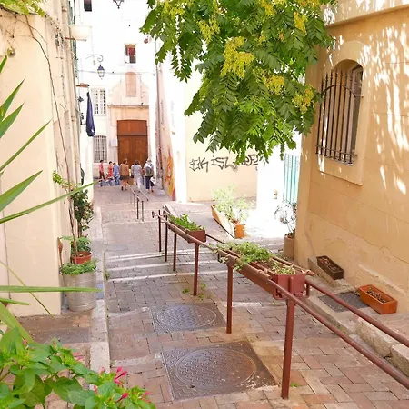 With 2 Bedrooms In Marseille, With Wonderful View And W * Marseille