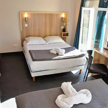 Paradis - Centre Prefecture Hotel 2*