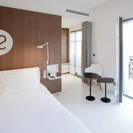 Hotel C2 5*