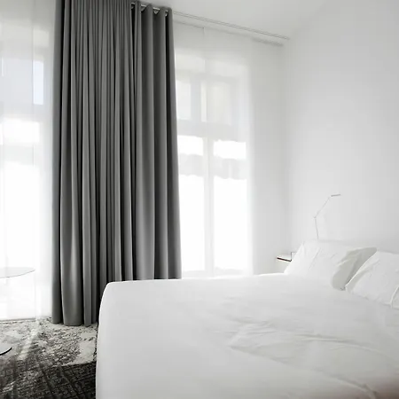 C2 Hotel 5*