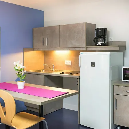 Apartahotel La Canebiere 2*