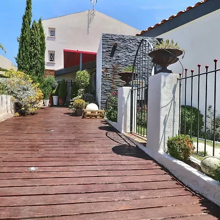 La Blanche Bed & Breakfast 3*