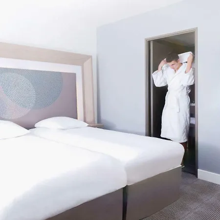 Novotel Centre Prado Vélodrome 4*