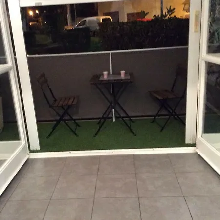 Apartment La Pinede