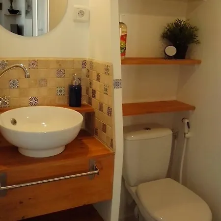 Apartment Tranquille Au Panier Face A La Mer *