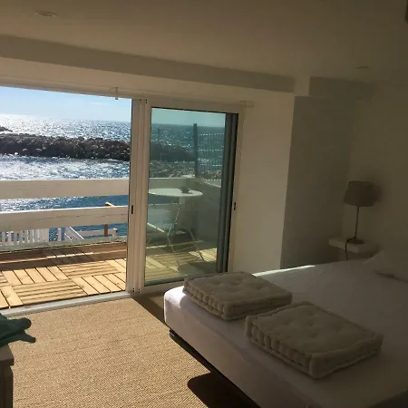 Cabanon Goudes Front De Mer Holiday home *