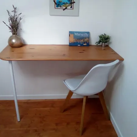 Apartment Tranquille Au Panier Face A La Mer *