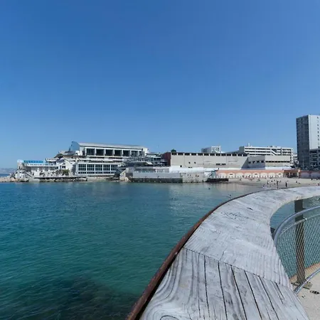 Apartment Stud Terras Corniche 2 Pers Stat Gratuit Rue Modif Suivt Possib Et Accord Exclusif Marseille