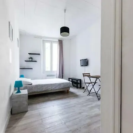 Appartement Studio St Charles 2 *