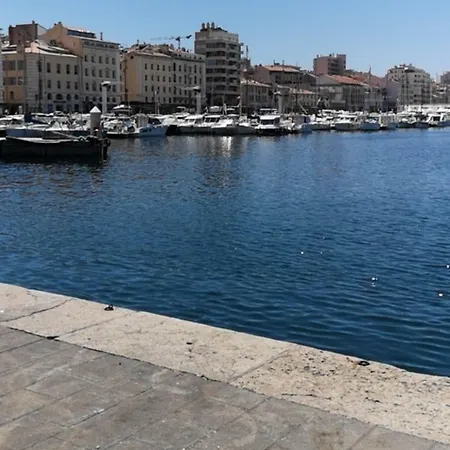 L'appart Du Vieux Port Apartment