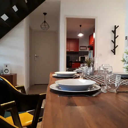 Le Republique Apartment