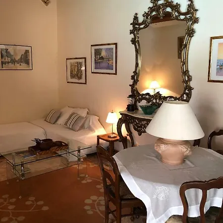 Couette-café La Palmeraie 5*