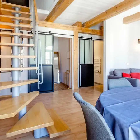 Luckey Homes - Boulevard Andre Aune Apartment *