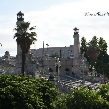 Place Des Marseillaises Saint-charles Apartment *