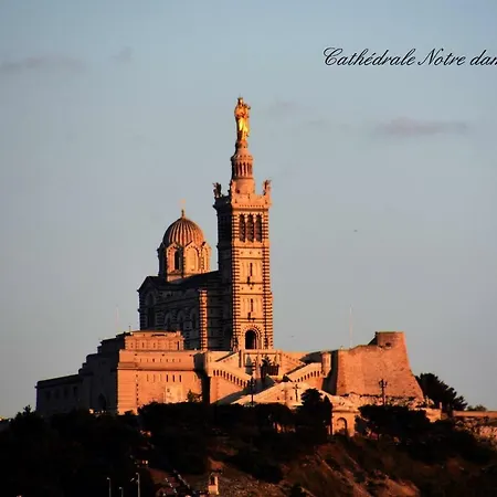 Place Des Marseillaises Saint-charles *