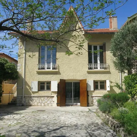 Maison Avec Jardin Sur Colline *