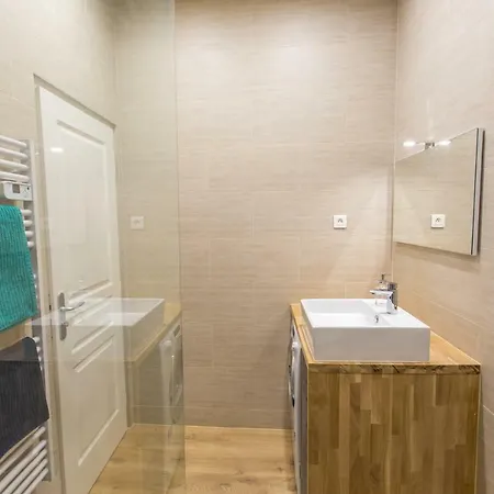 Apartment T2 Cosy 100m De L'hopital Europeen *