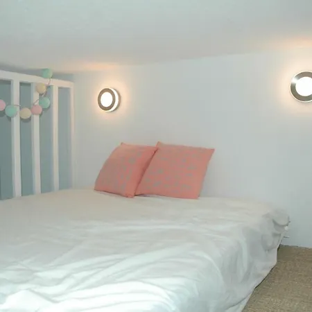 Cabanon Goudes Front De Mer Holiday home Marseille