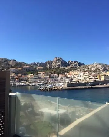 Holiday home Cabanon Goudes Front De Mer Marseille