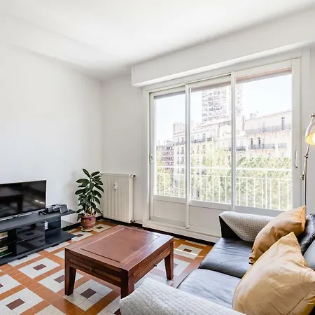 Teo Sud Les Balcons Du Nouveau Marseille, Lumineux, Spacieux Et Bien Equipe Apartment *