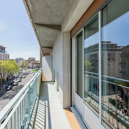 Teo Sud Les Balcons Du Nouveau Marseille, Lumineux, Spacieux Et Bien Equipe Apartment *