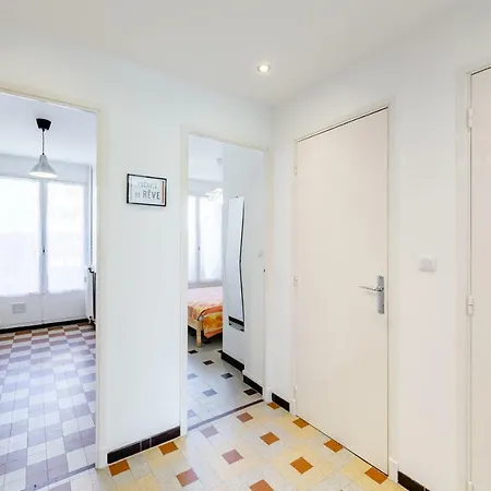 Teo Sud Les Balcons Du Nouveau Marseille, Lumineux, Spacieux Et Bien Equipe Marseille