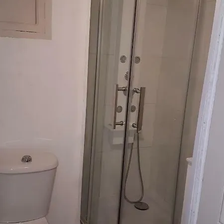 Apartment Joli 2 Pieces Climatise Tout Equipe Pour Sejour Agreable Marseille